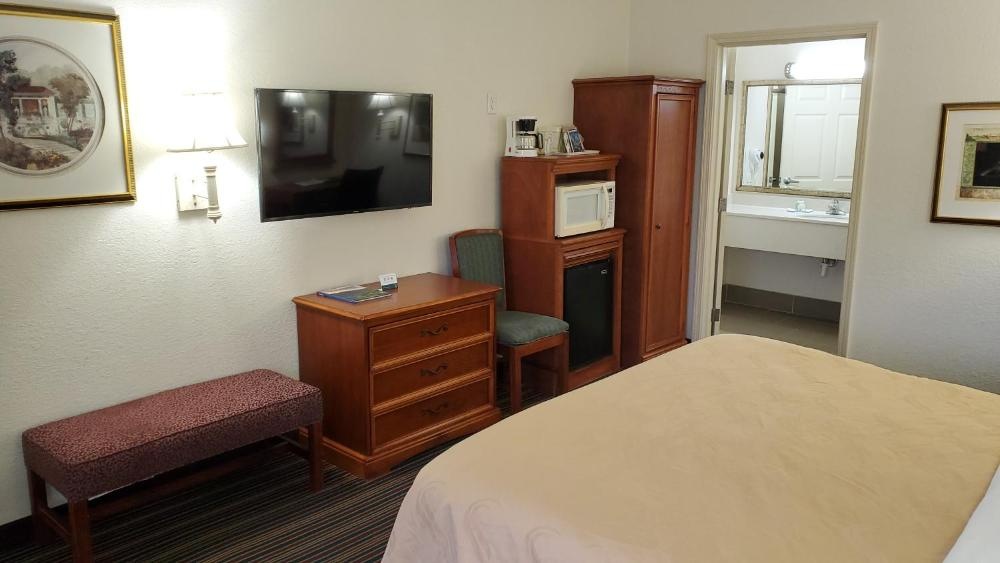 Quality Inn & Suites Biltmore Este Imagen 15