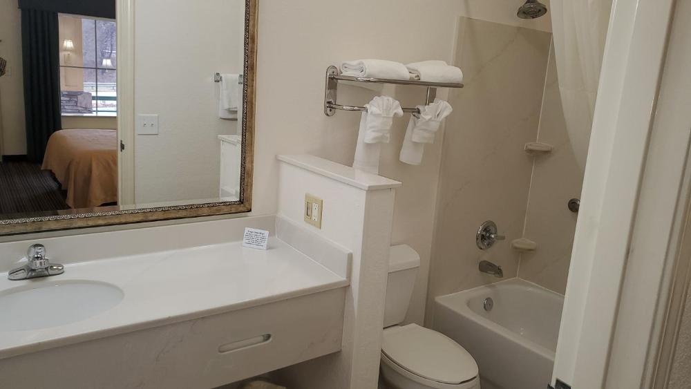 Quality Inn & Suites Biltmore Este Imagen 17
