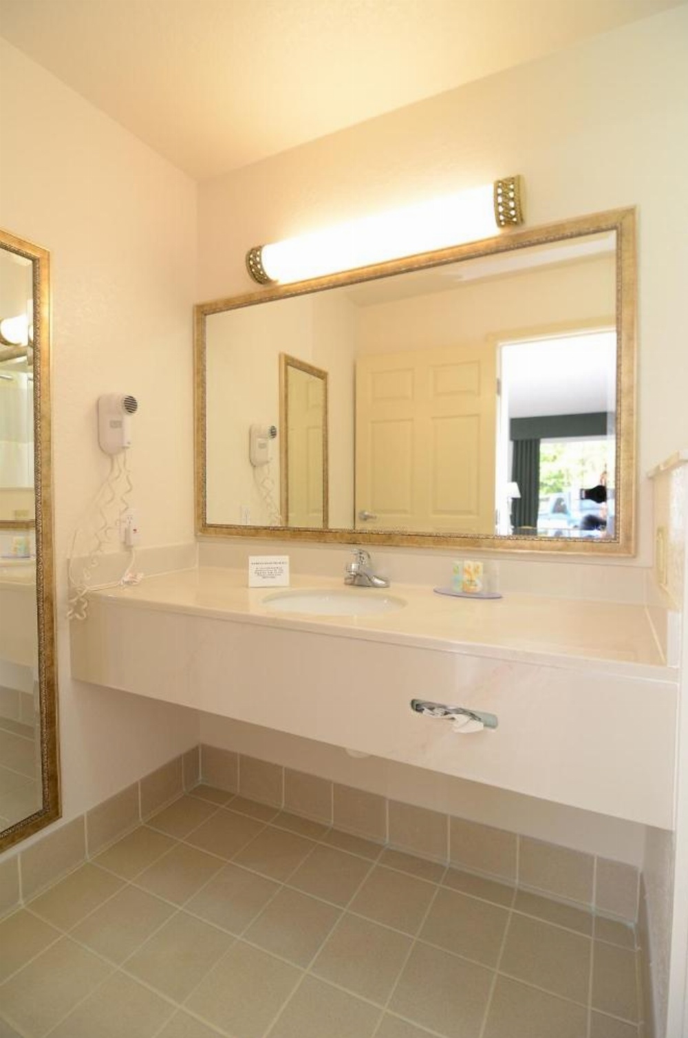 Quality Inn & Suites Biltmore Este Imagen 22